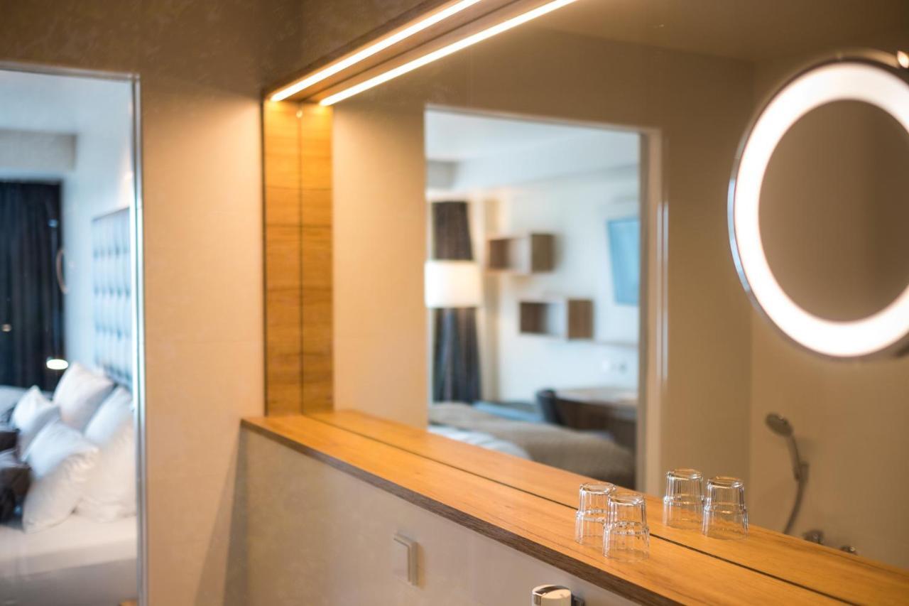 Rebhan'S Business Und Wellness Hotel Neukenroth Buitenkant foto