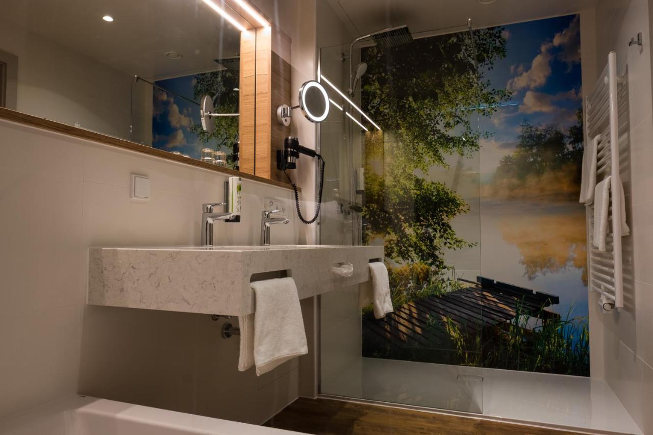 Rebhan'S Business Und Wellness Hotel Neukenroth Buitenkant foto